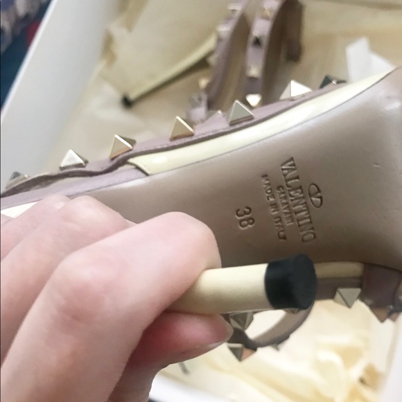 *SOLD* Valentino Rockstud Heels - Picture 5 of 8